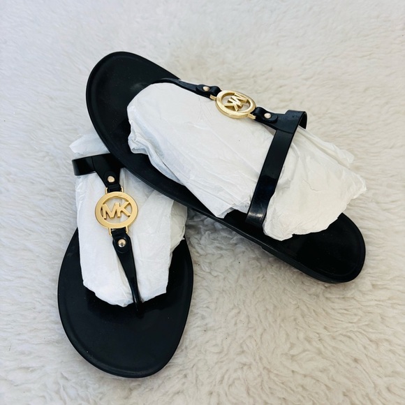 Michael Kors Black Jelly Plastic Flip Flops with Gold Emblem size 7.5 - Picture 2 of 9